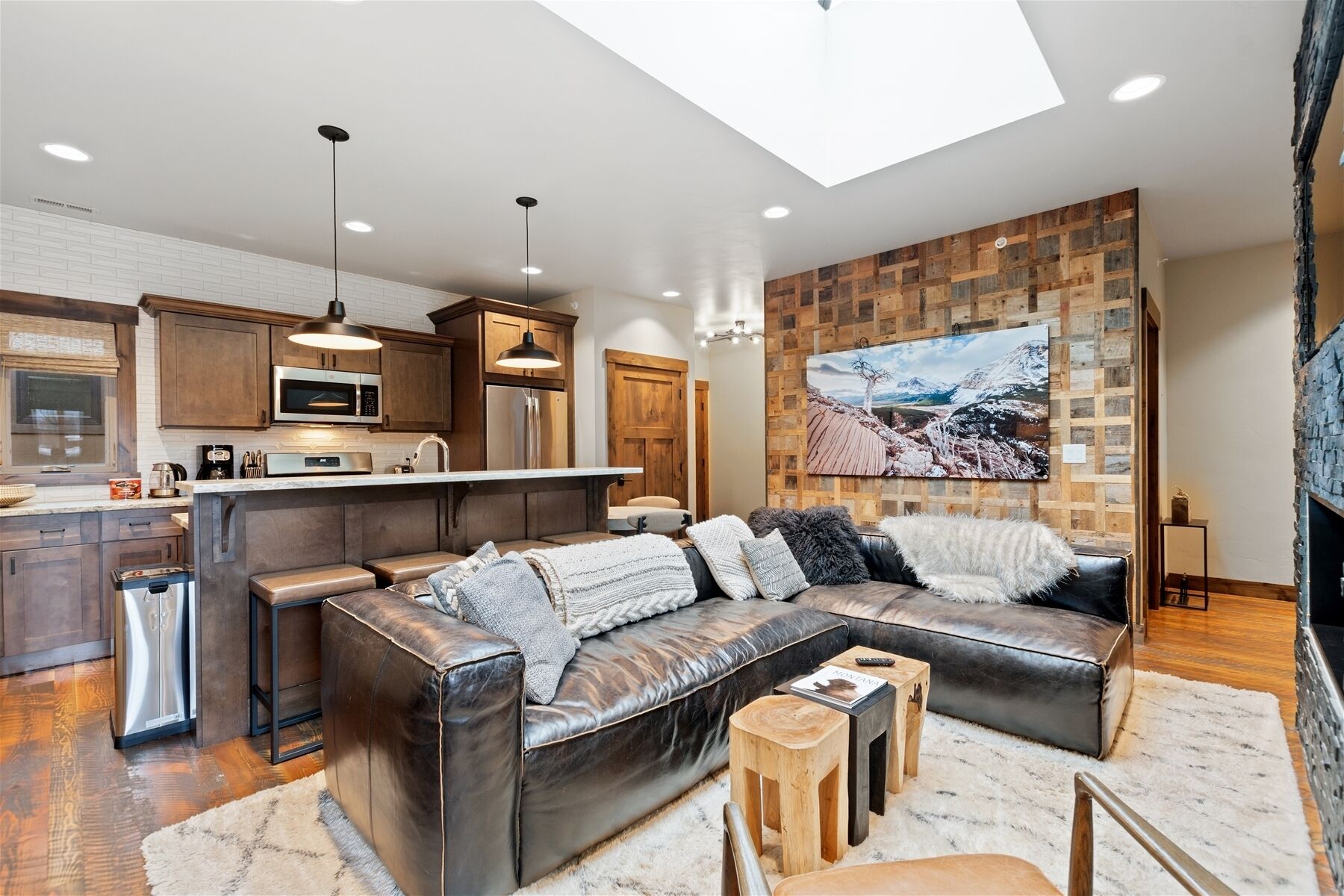 Central Loft 303 - Penthouse condo in downtown Whitefish with Covered Parking!