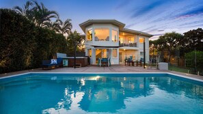 Pool - Old Salt Beach House - Noosa Area (MARCUS BEACH)