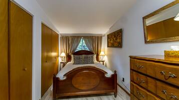 2 chambres, fer et planche Ă repasser, Wi-Fi gratuit, draps fournis