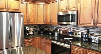 Upscale 5 star home for families or business trips