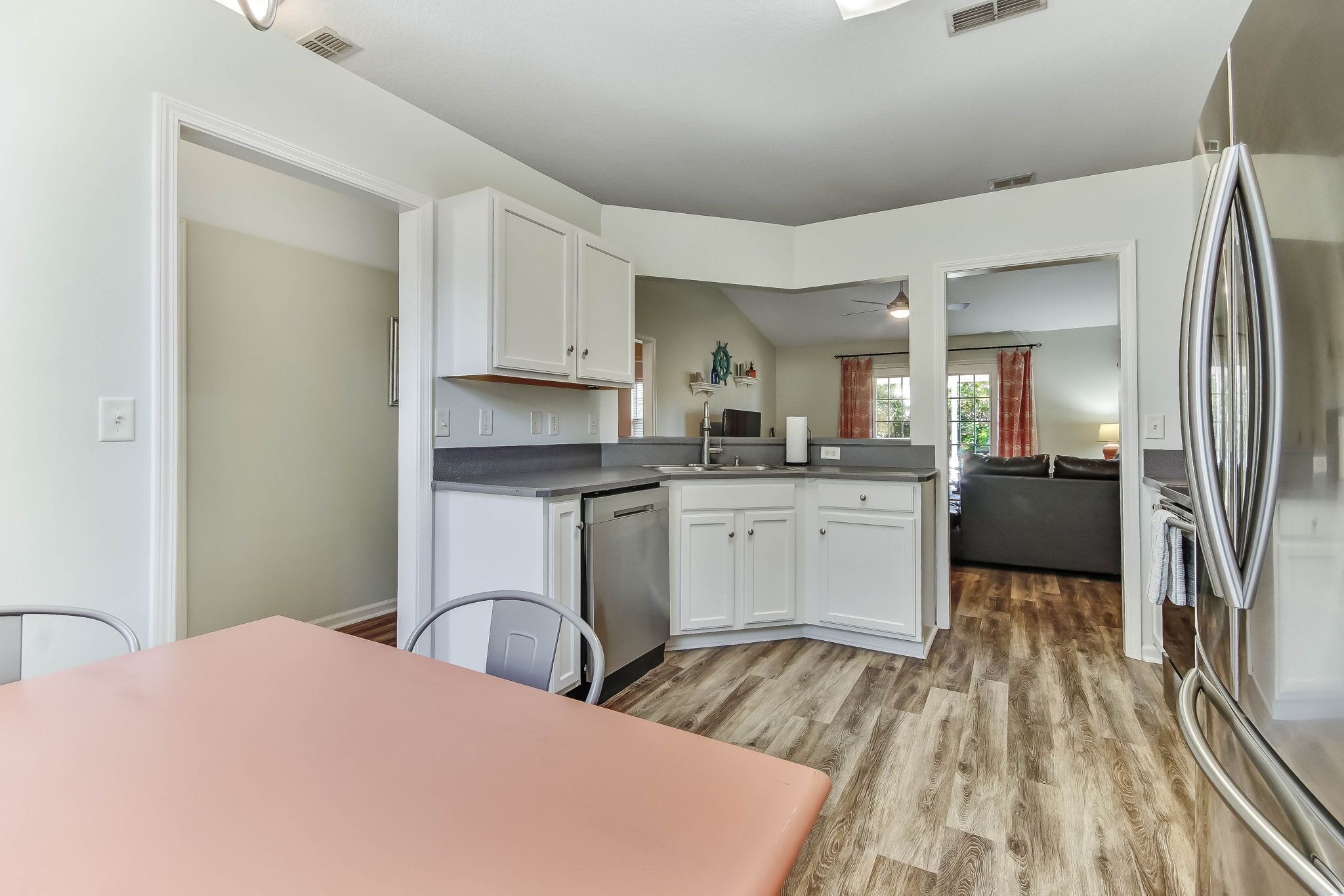 Pet Friendly -  3/2 Single Family Home 1 mile from Beach!!!