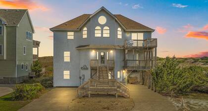 Oceanfront Home w/ Pool, Hot Tub, Game Room, Tiki Bar, Community Pool and Tennis
