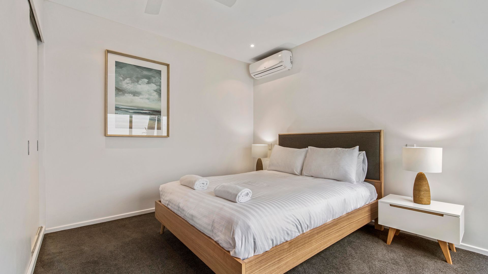 Sub Tropical Noosa Sound Living — image 11