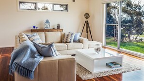 TV, DVD player, table tennis, books