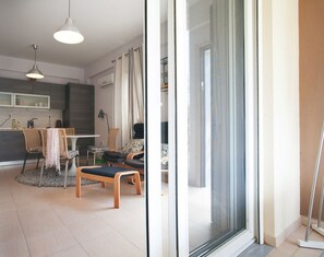 Apartment | Living room | Flat-screen TV - Olive Village (Sithonia)