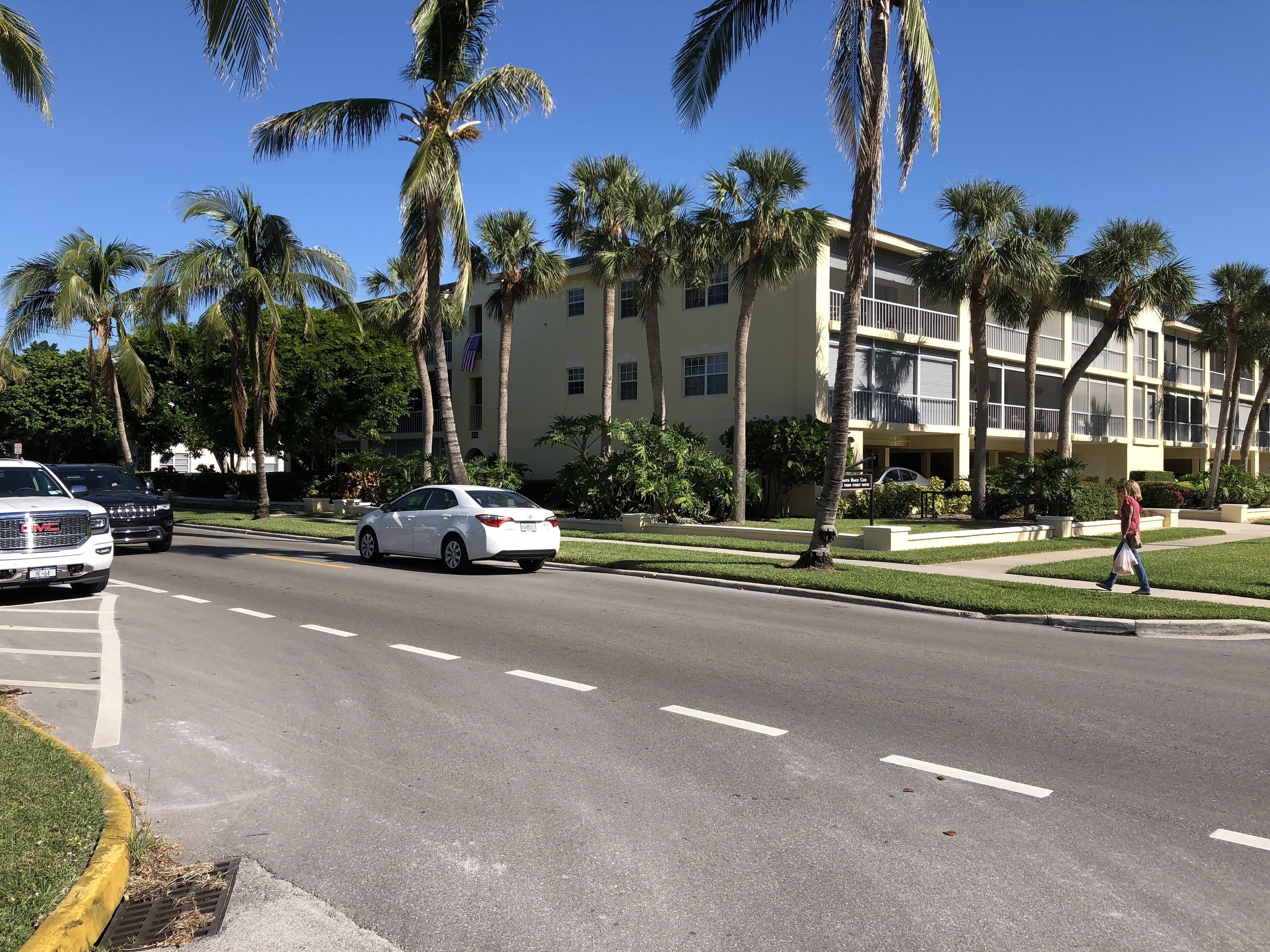 Old Naples South Beach Club Condo.