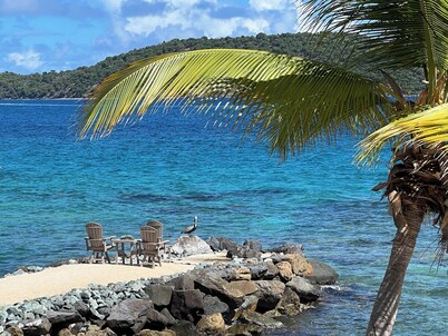 ONE BEACH ROAD; 6 Bedroom, 5 1/2 Bath Beachfront Oasis St Thomas VI
