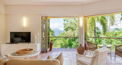 The Hill Villa 2 Port Douglas