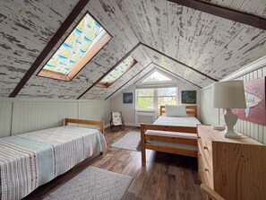 3 Schlafzimmer, Bügeleisen/Bügelbrett, WLAN, Bettwäsche
