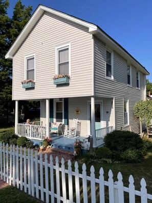 Exterior - GOOD VIBES IS WHAT YOU'LL FEEL WHEN YOU STEP IN TO OUR FAMILY FRIENDLY LISTING (Cape Charles)