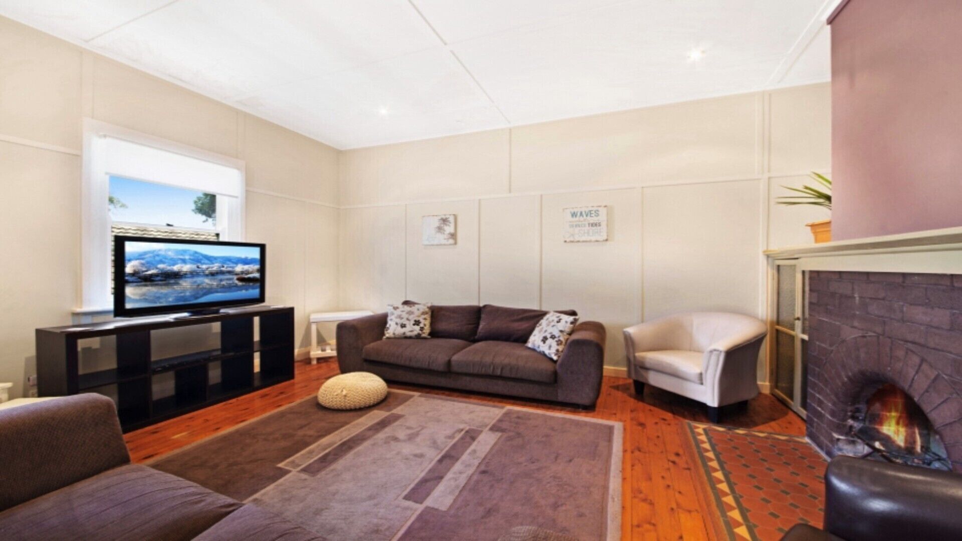 SUNBIRD - ETTALONG BEACH