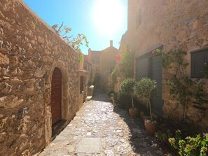 Enceinte de lâhĂ©bergement