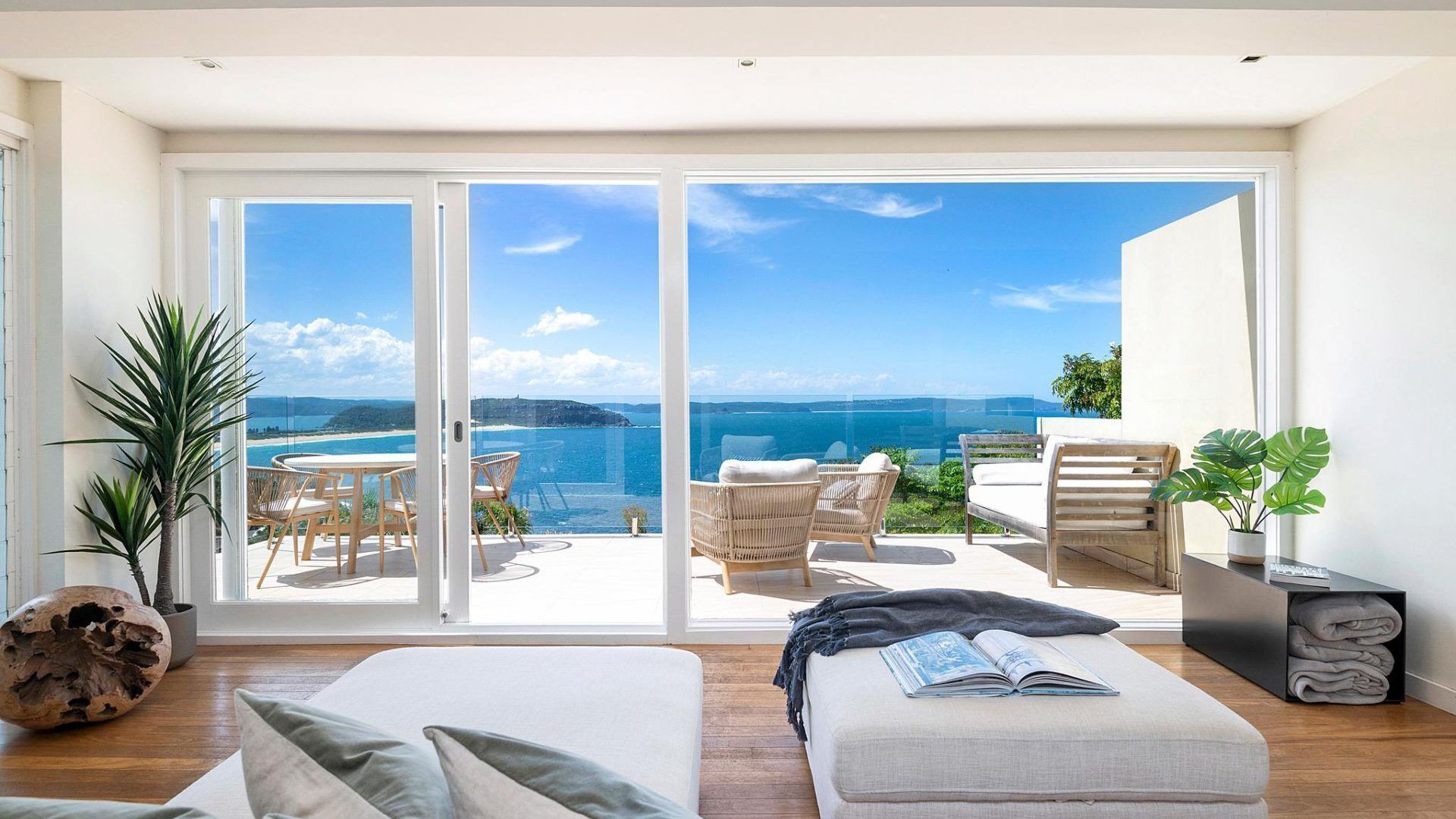 THE VIEW by Palm Beach Holiday Rentals — image 4