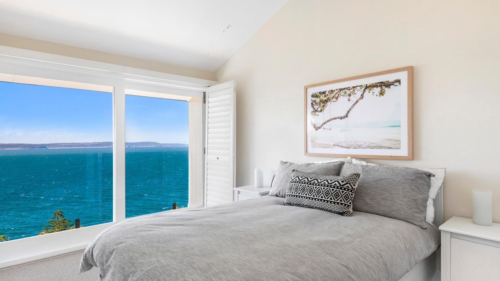 THE VIEW by Palm Beach Holiday Rentals — image 12