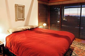 4 dormitorios, tabla de planchar con plancha, wifi y ropa de cama