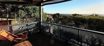 Melaleuca Stunning Ocean Views and Coastal Comforts