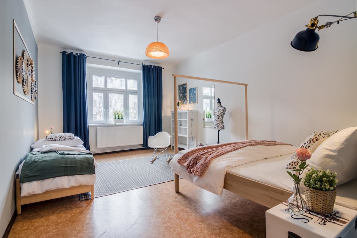 Apartment B1 | 2 bedrooms, individually decorated, individually furnished, desk