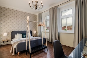 Apartment A3 | 2 chambres, décoration personnalisée, ameublement personnalisé, bureau