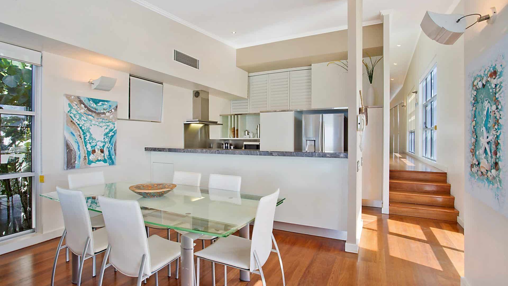 The Edge - Currumbin Hill - Min. 3 Nights — image 5