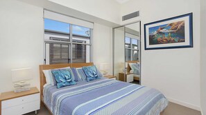 3 bedrooms, Internet - The Edge - Currumbin Hill - Min. 3 Nights (Currumbin)