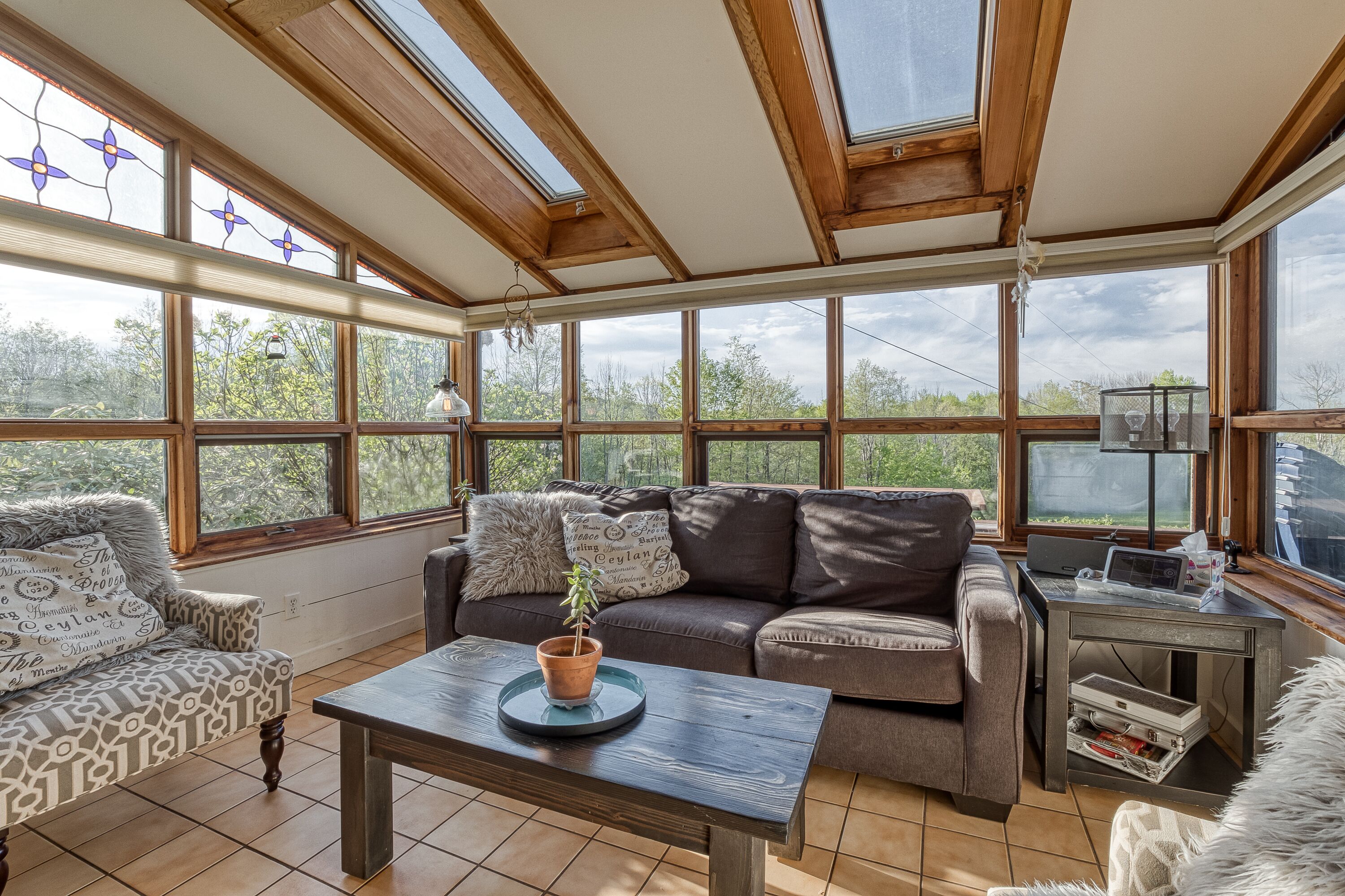 6BR Berkshire Bliss - 38 Acres of nature - minutes from Jiminy Peak Ski Resort