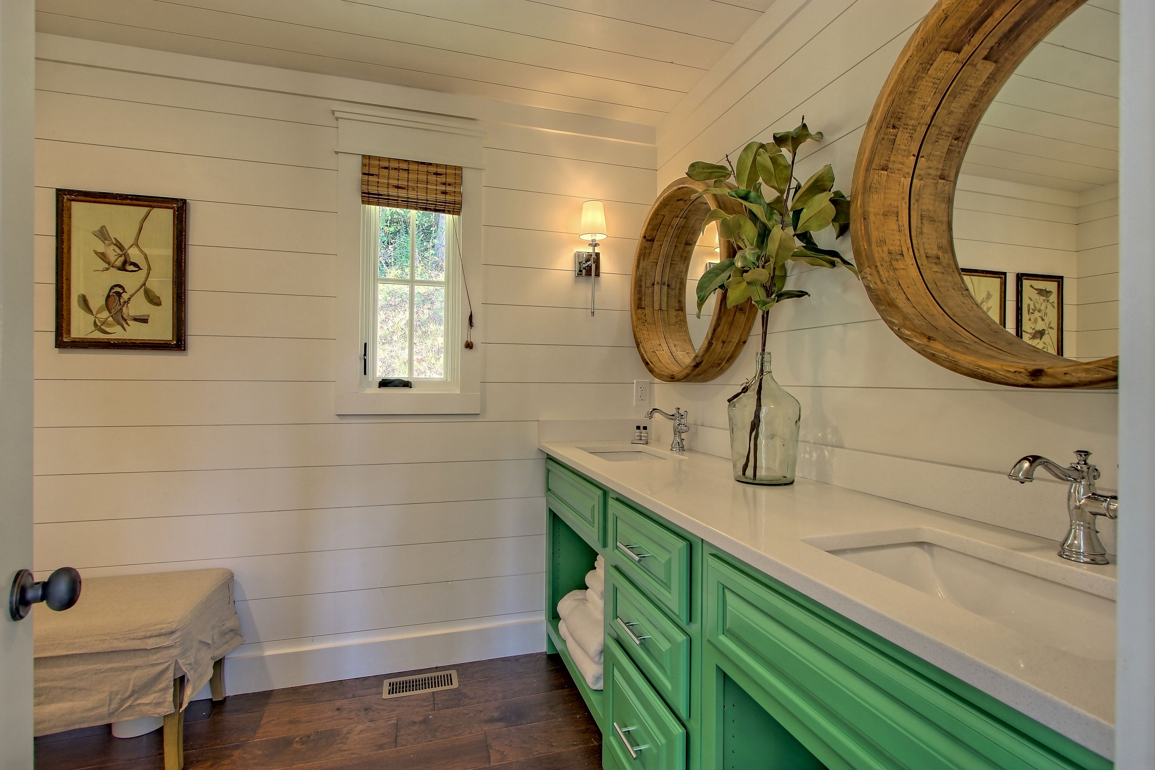 Luxury cottages with killer views near Highlands