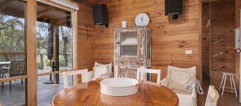 The Beach Shack - Cosy Little Cottage by the Sea