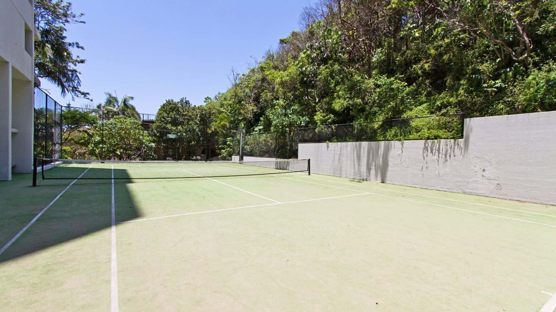 Rocks Resort 4G - Currumbin Beachfront - Min. 3 night stays! — image 17