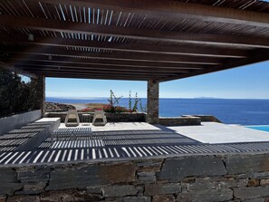 Terrace/patio - Villa Frear II with infinity pool (KEA)