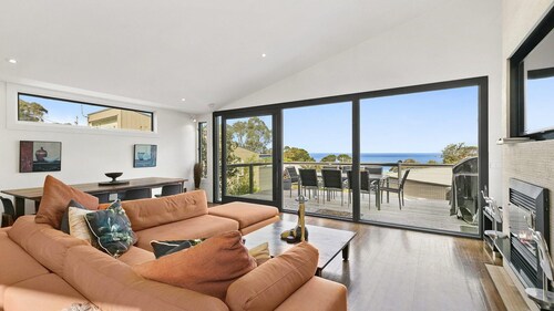 Breakers 4 - Contemporary Townhouse