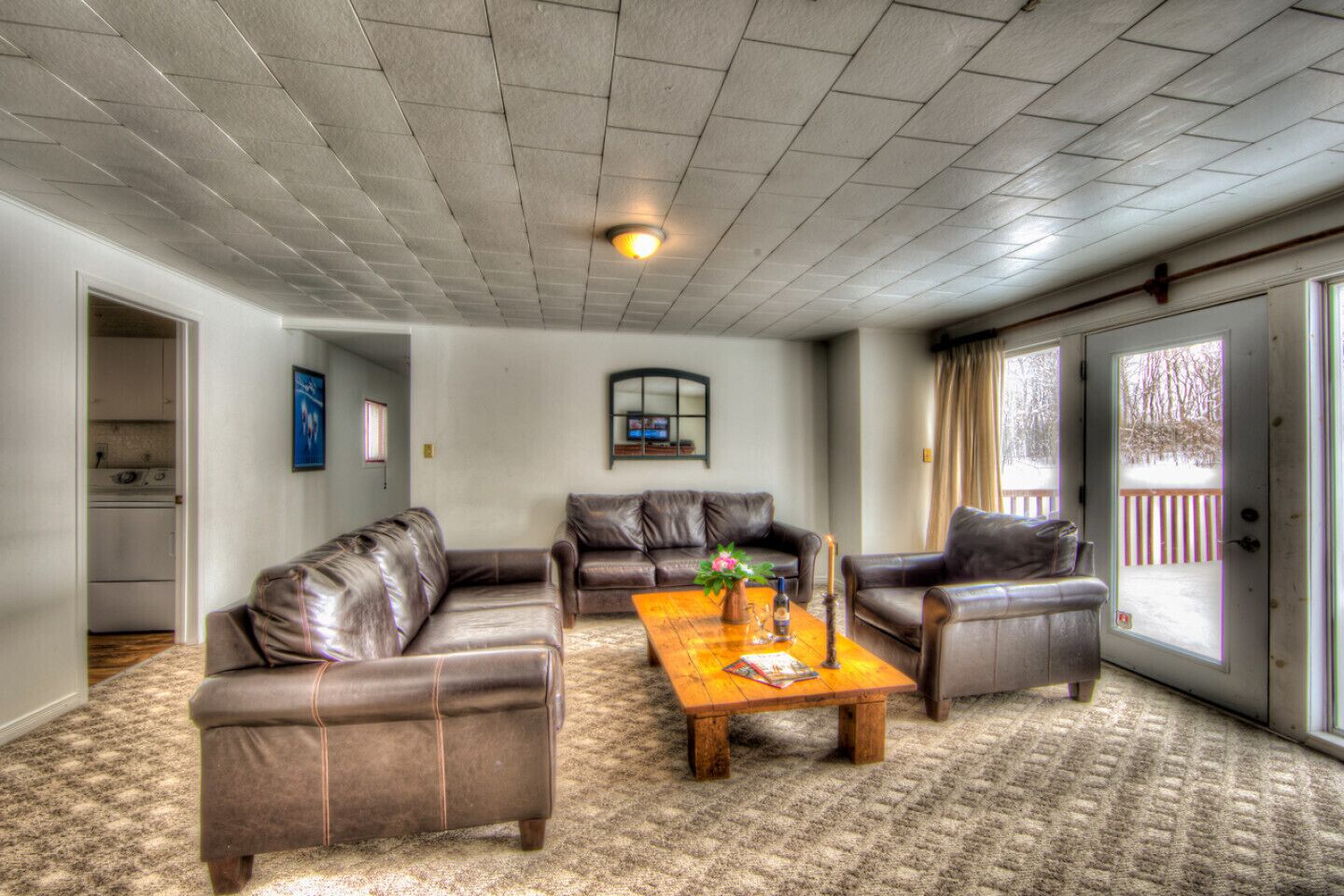 Blue Mountain 6 Bdrm VERY PRIVATE Cottage on 10 acres, Outdoor Hot Tub