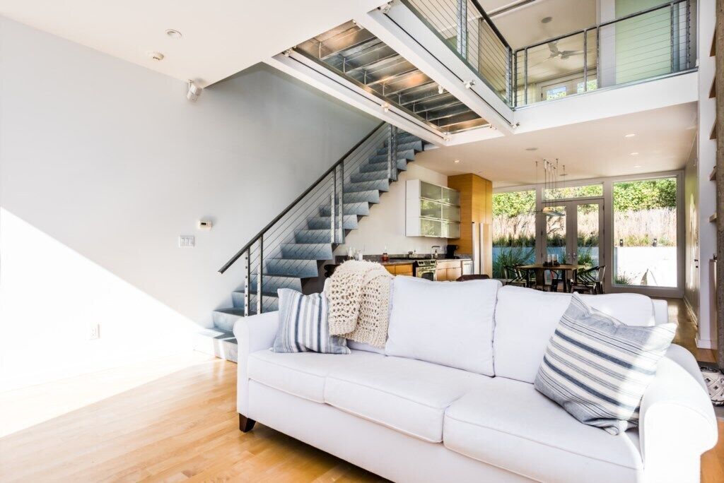 Beautiful Home Close To Beach With Private Hot Tub!