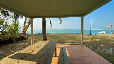 Rio Vista - Burrum Heads - Riverfront - 2BR - Large Yard