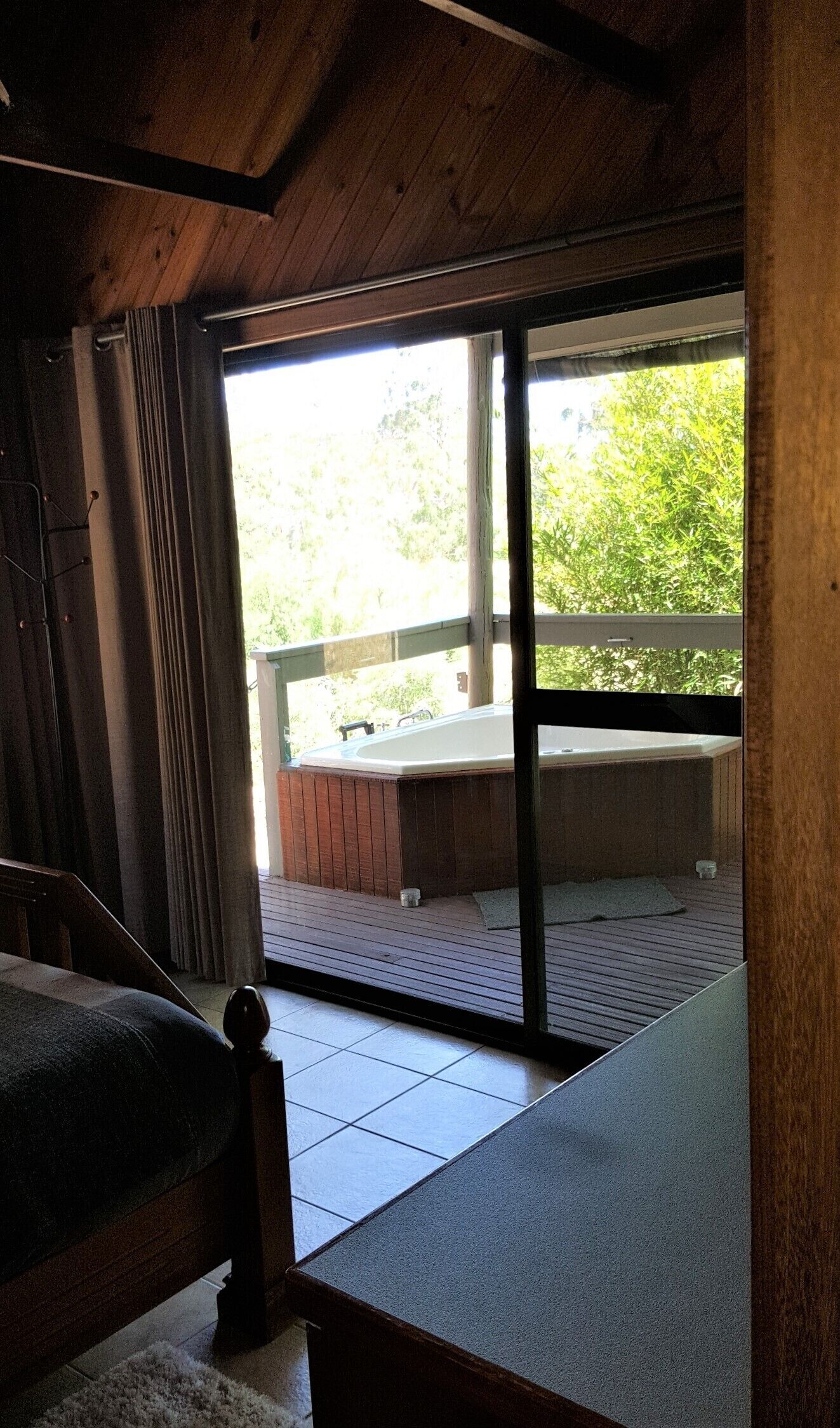 \"Get away from the world for a while\" — image 8