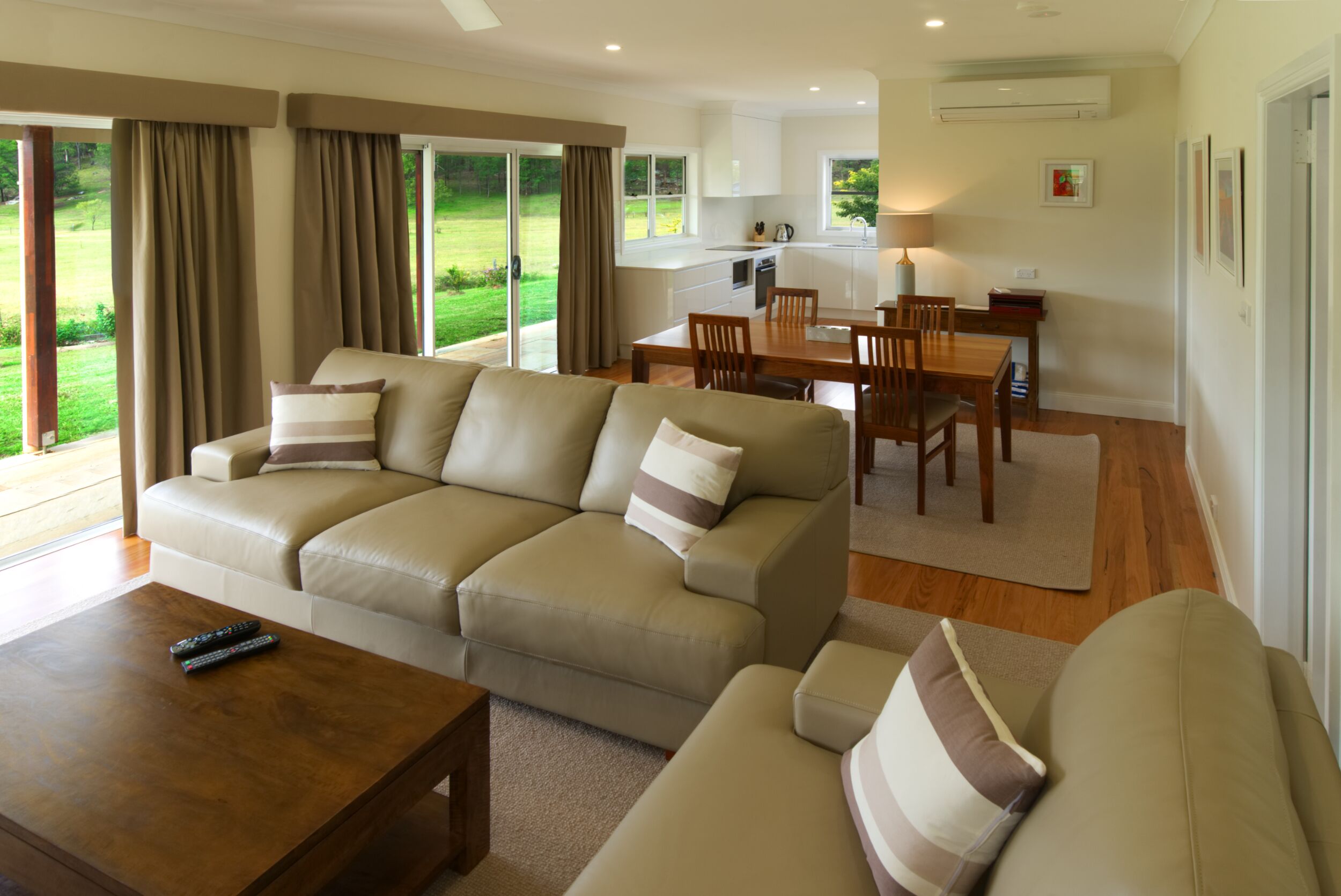 Luxury 2 bedroom house and private pool — image 5