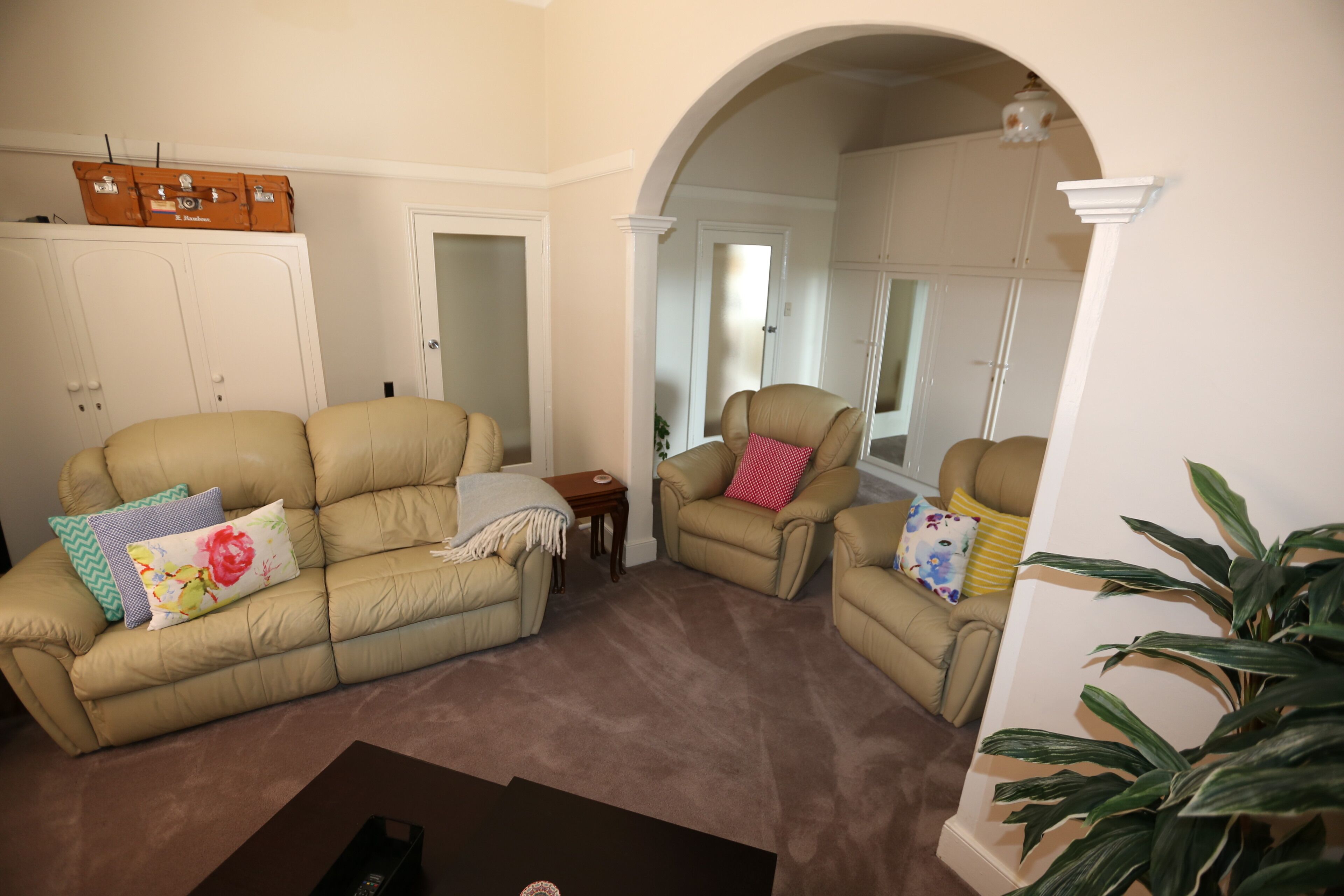 Welcome to the Historic Kapunda School of mines homestay