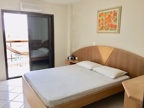 4 quartos, ferros/tábuas de passar roupa, Wi-Fi