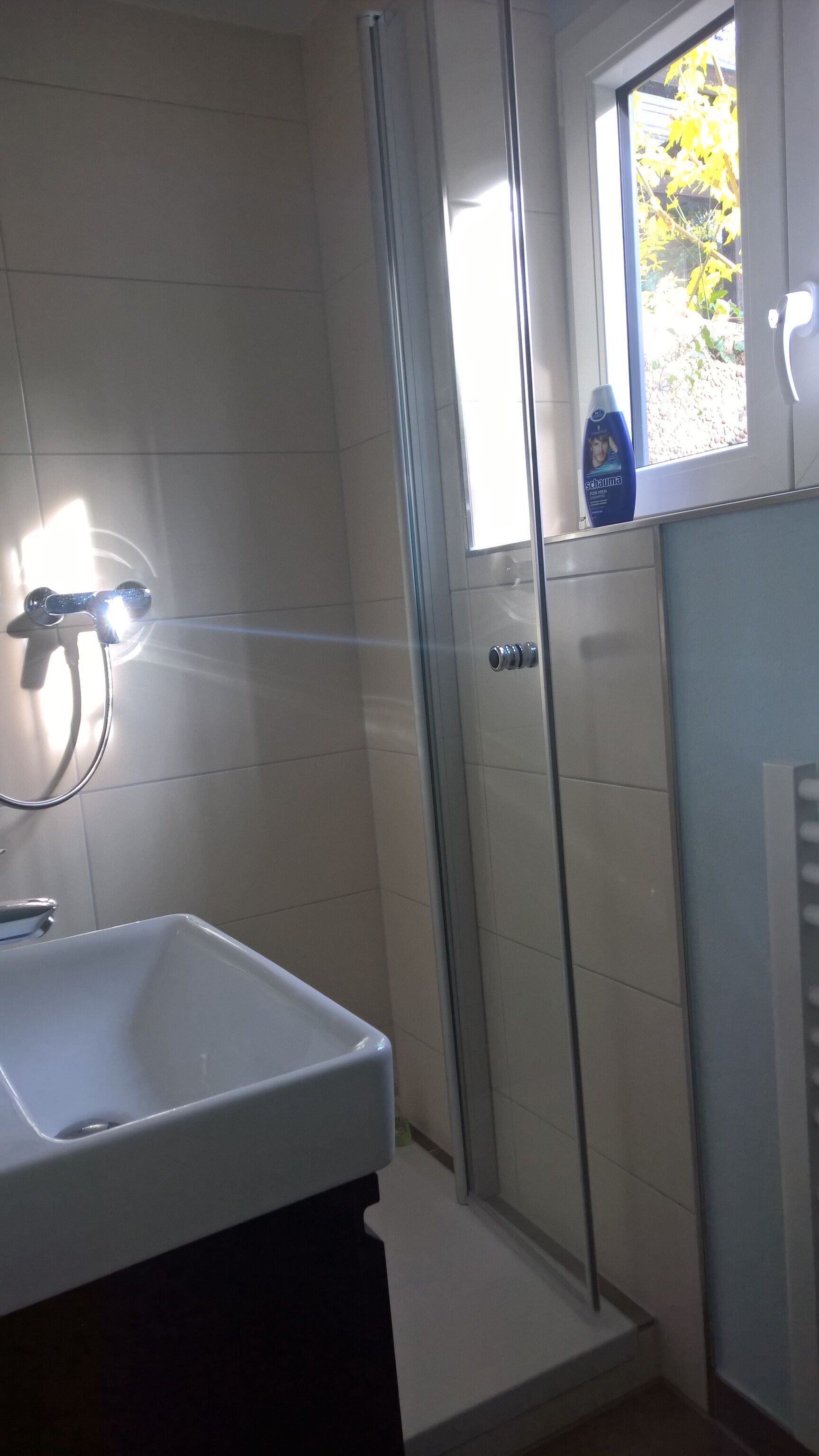 Comfortable quite room in 1-family house, perfect public transportation