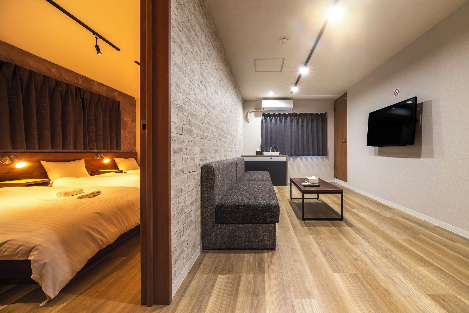 Family Villa, 3 Bedrooms | Desk, laptop workspace, blackout curtains, soundproofing