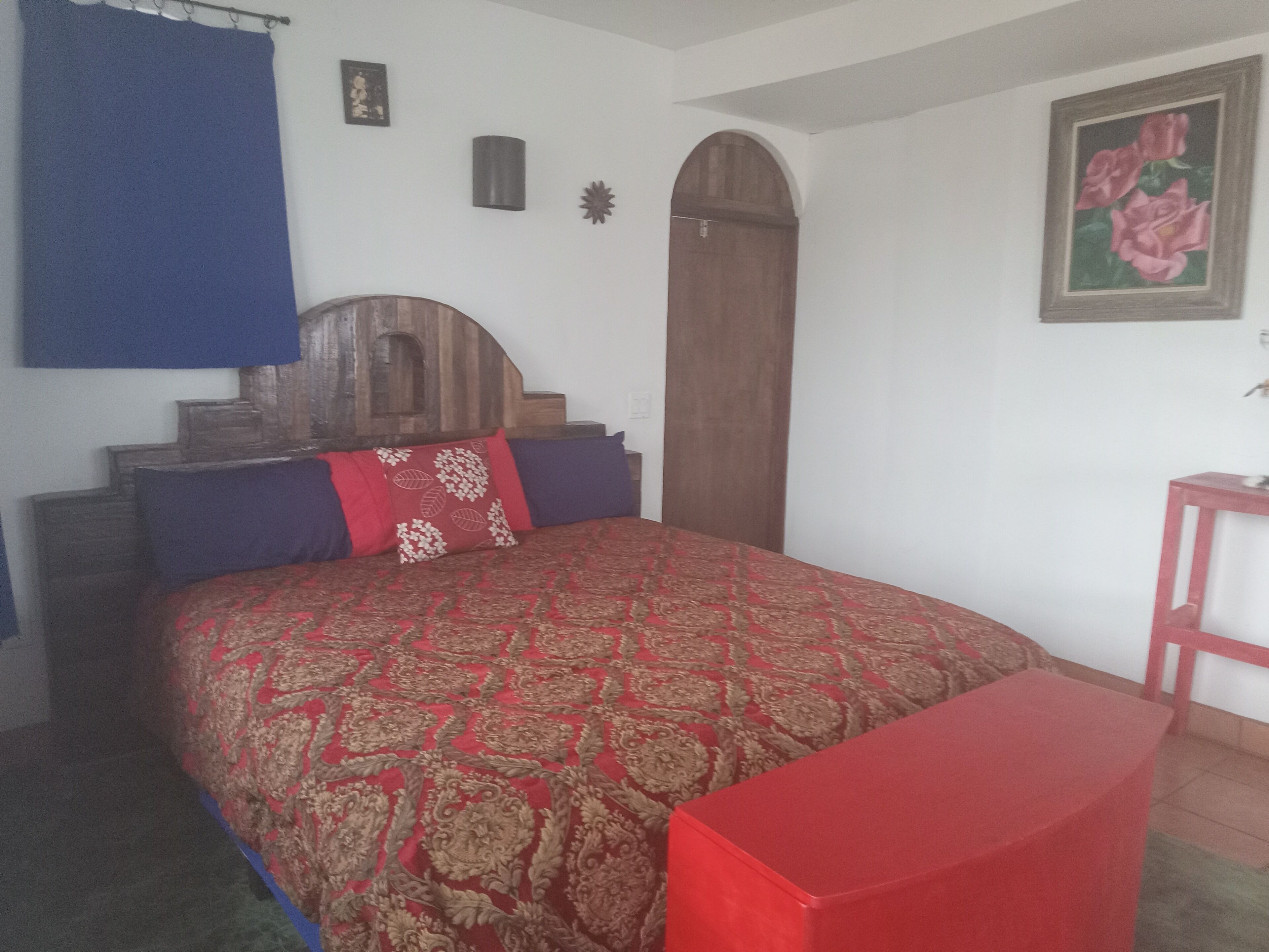 Casa Mar Vista, Ocean Front - 8 bedrooms, 5 bathrooms, pool, jacuzzi, beach, bbq