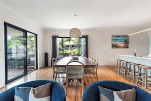 Dining - Our Escape: Coastal Poolside Haven in Dunsborough (Dunsborough)
