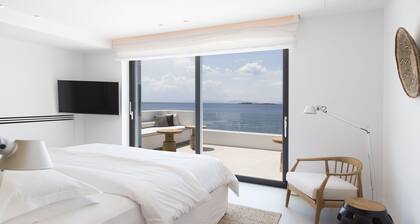 THE MARGI VILLA, Beachfront-SeaView-Private-Luxury