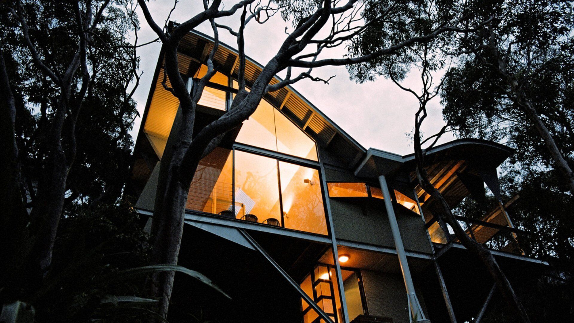 Dynamic and Modern Living