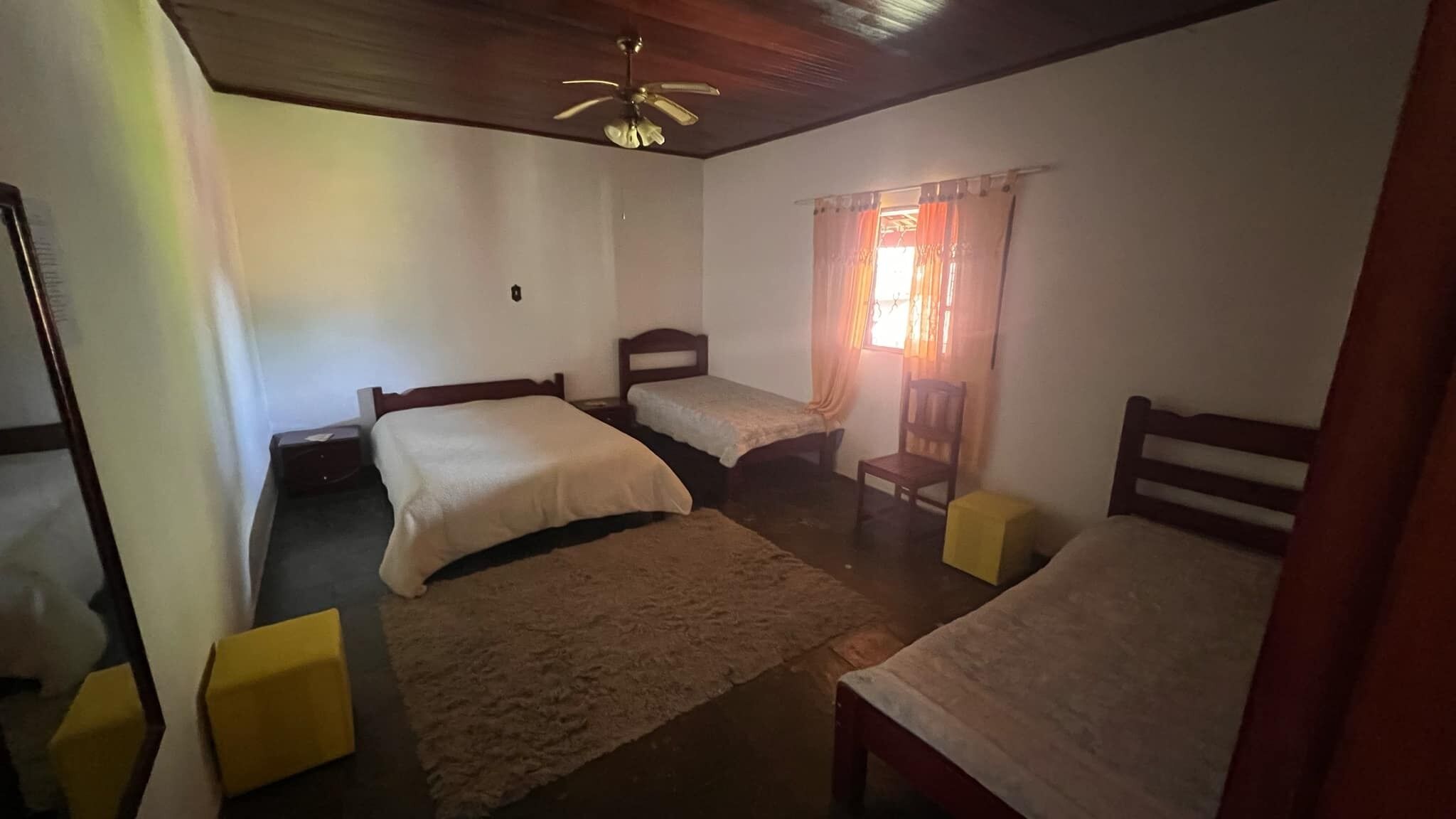 6 Schlafzimmer, kostenloses WLAN