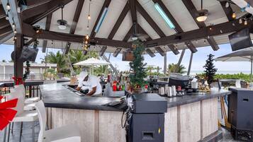 Bar (en el alojamiento)