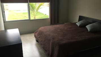 3 chambres, fer et planche Ă  repasser, Wi-Fi, draps fournis