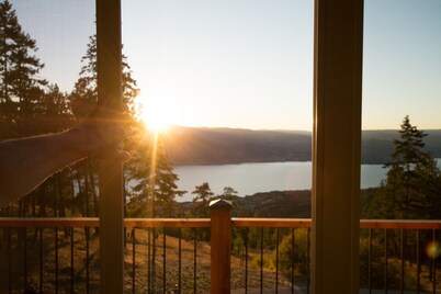 Crooked Tree Guest Suites - The Fir Suite