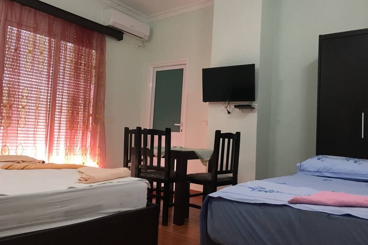 Phòng 3, nhiều giường, không hút thuốc | Phòng cách âm, bàn ủi/dụng cụ ủi quần áo 