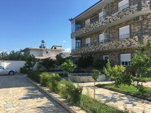 Property grounds - Hotel Simeone (Otllak)