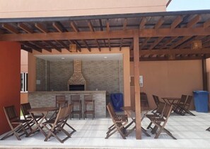 Outdoor dining - Beautiful Ap 5 stars in the best of Paraíso Arraial do Cabo c Swimming PoolSauna Gym (Arraial do Cabo)